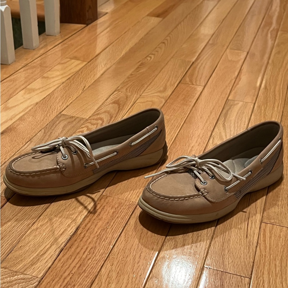 SPERRY WOMENS BOAT SHOES